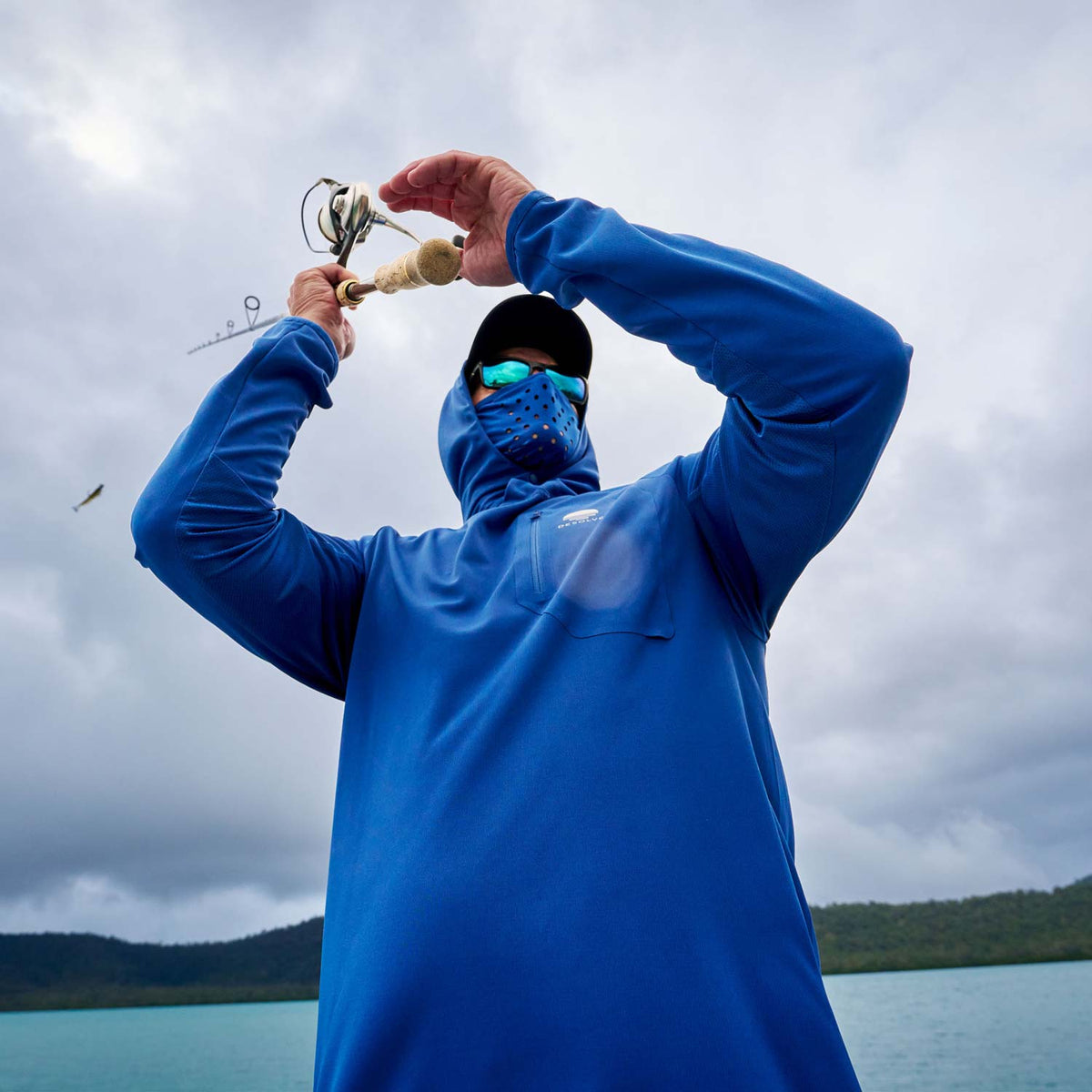 Helios Pro Hooded Fishing Shirt