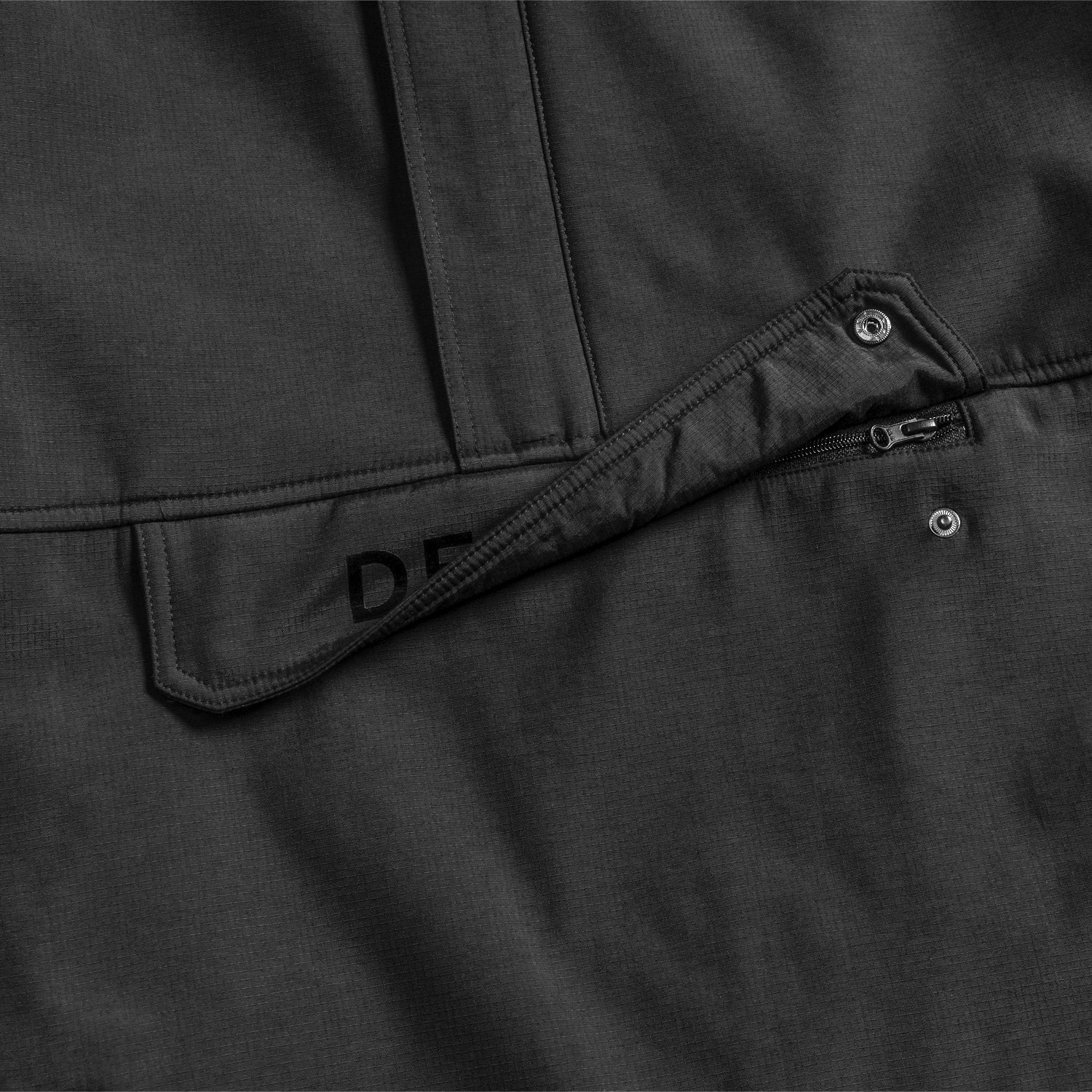 Kraken Anorak Women's