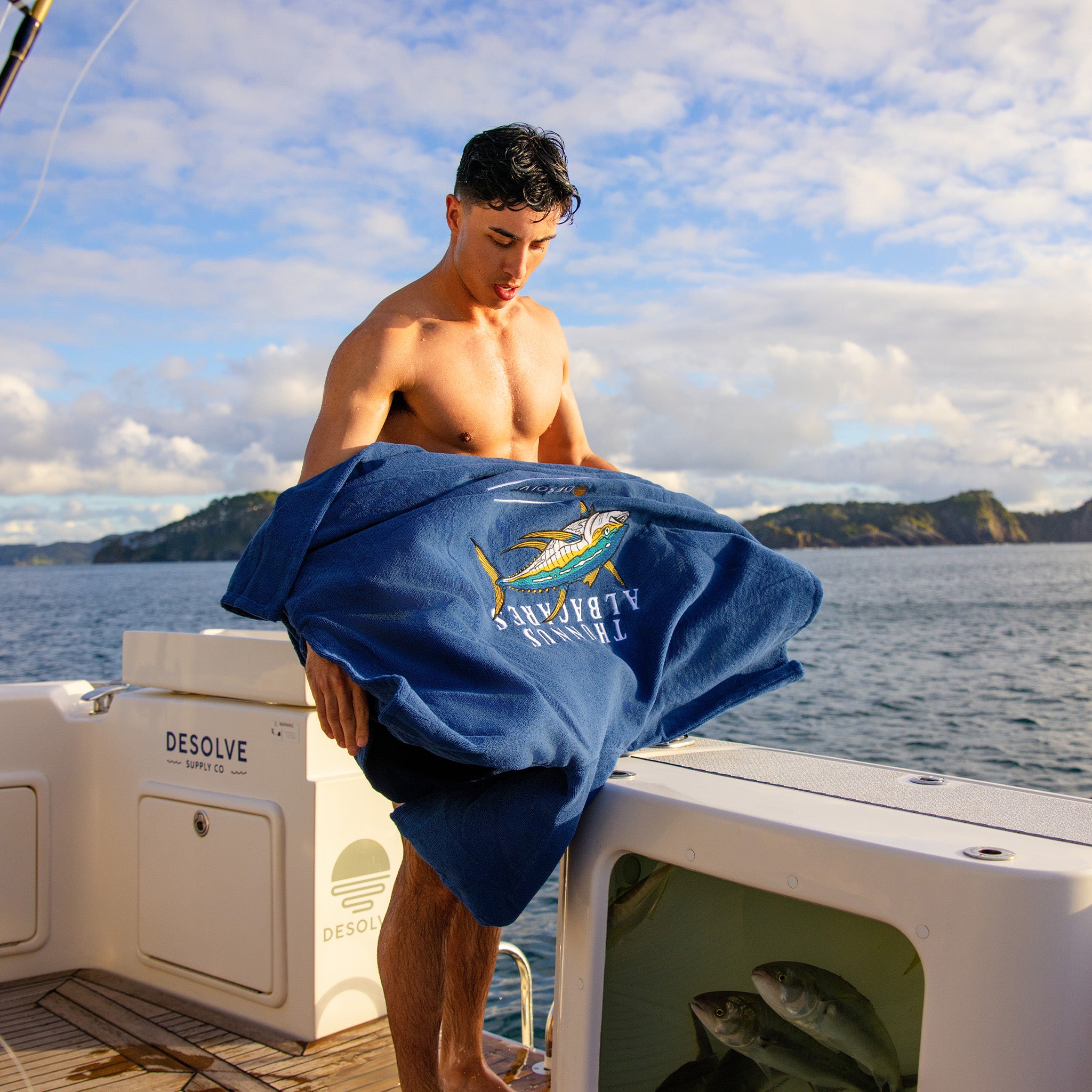 Albacares Towel Poncho