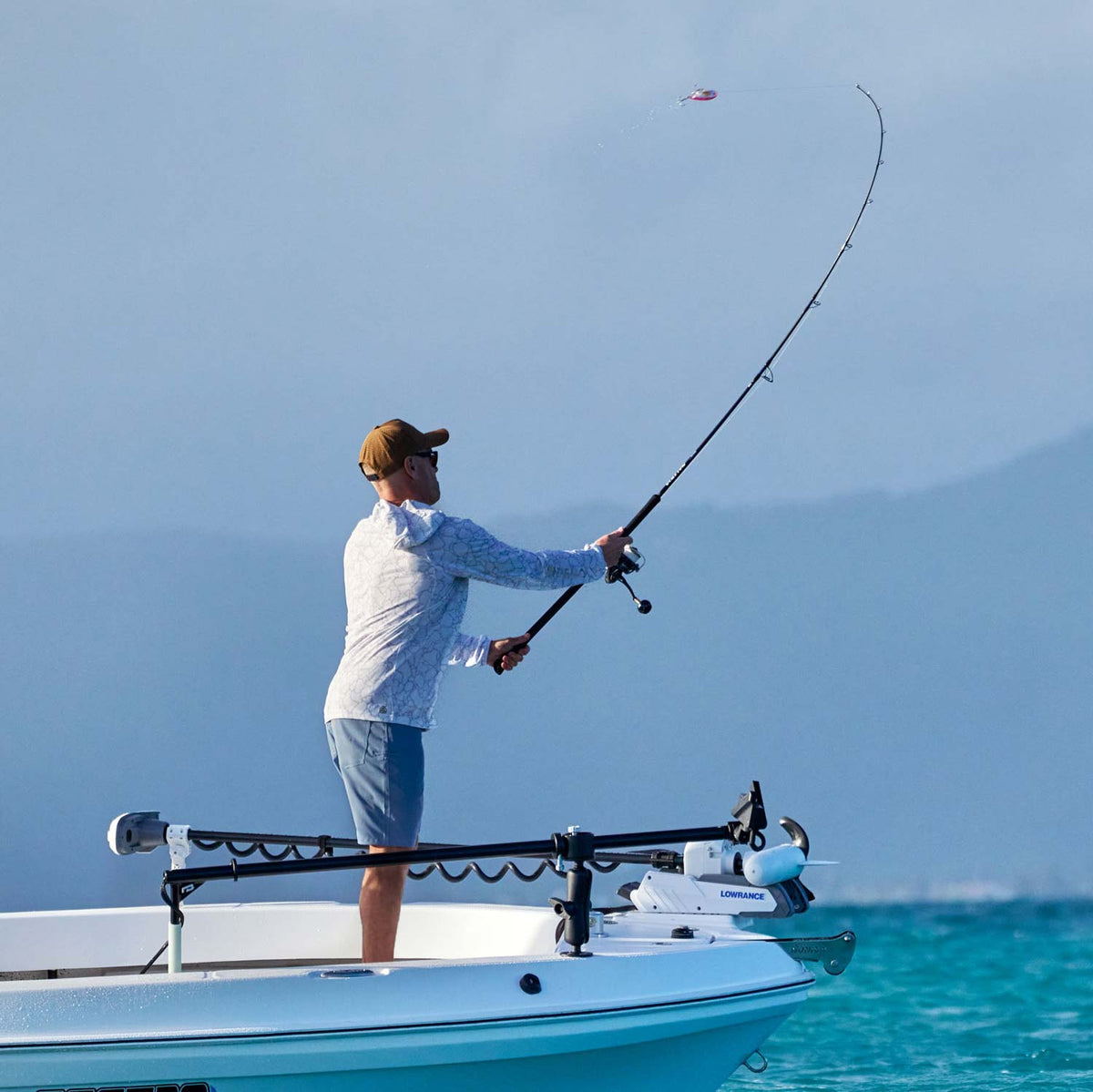 Helios Pro Hooded Fishing Shirt