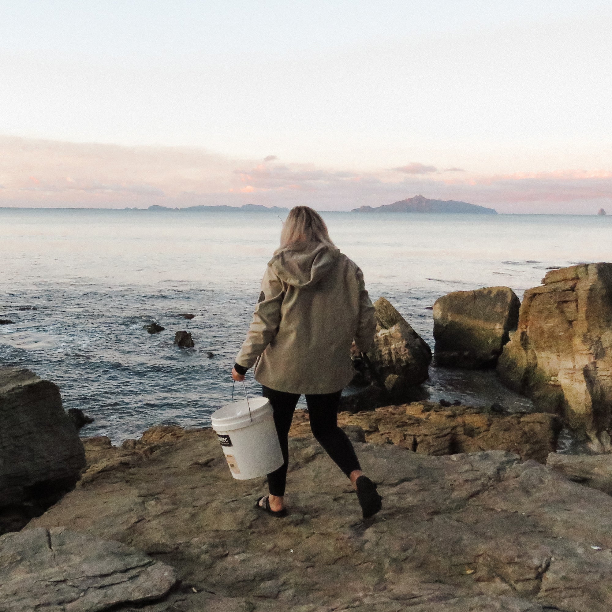 Kraken Anorak Women's